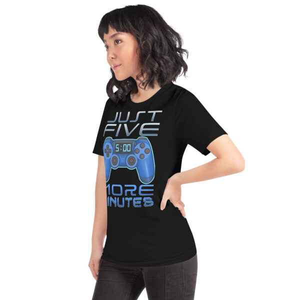 Game On with Comfort: 'Just Five More Minutes' Gamer T-Shirt - Image 11